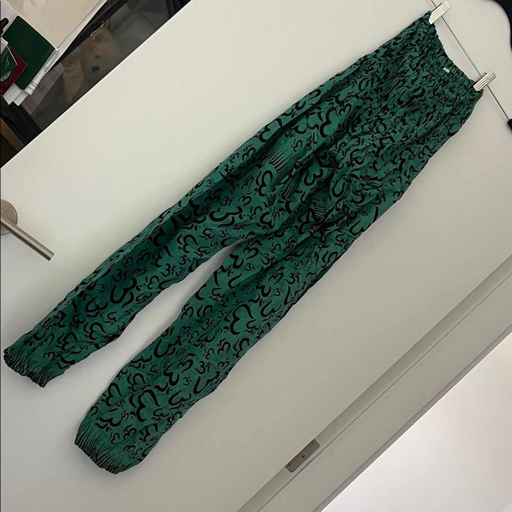 Elegant Green Patterned Joggers